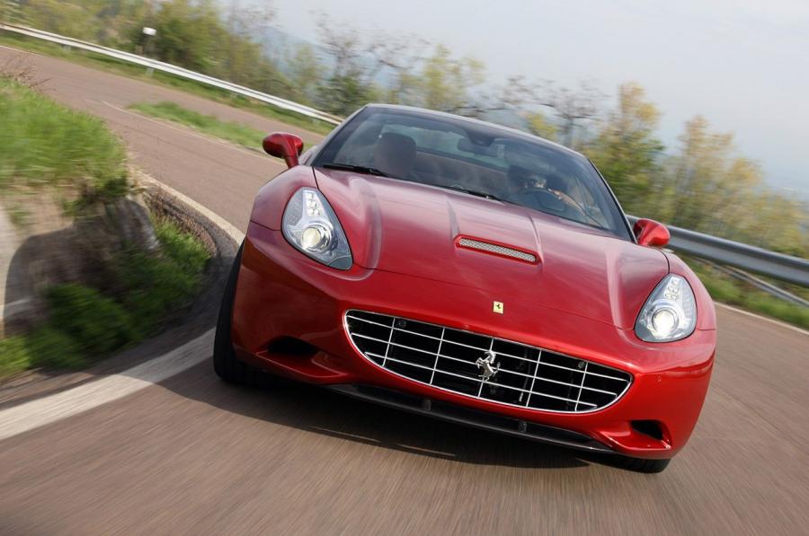 Ferrari California 30 2012 года  (фото 19 из 58)